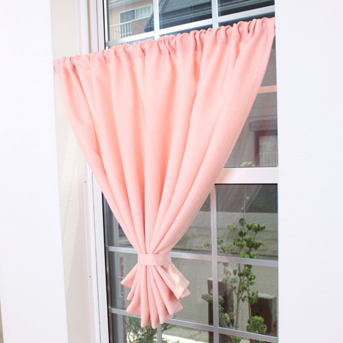 ざっくりとした織柄が特徴の防炎無地カフェカーテン｜オーダーカーテン