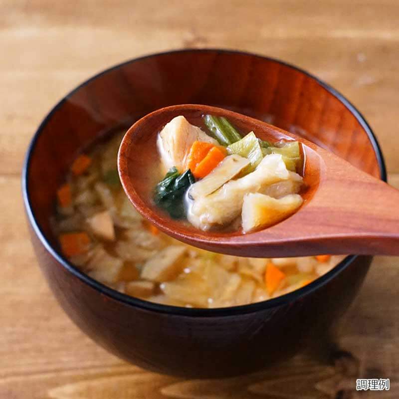 たっぷり具材のお味噌汁