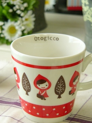 Decole Otogicco ドットマグカップ 赤ずきんちゃん 三匹のこぶた 食器 陶器マグ スープカップ かわいい雑貨 屋 Chotto Futto