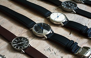 世界的デザイナー 五十嵐 威暢氏は、SPQRとともに　「eki watcht」「 DUALTIME12＋24」「札幌星の大時計watch」「eki clock」 を世に生み出して参りました