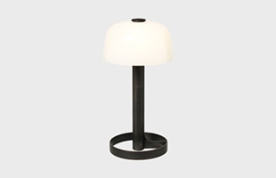 ROSENDAHL Soft Spot Table Lamp OFFWHITE コードレスイメージ画像