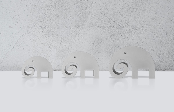 五十嵐 威暢 Elephant Ornament Gray silver は全部で3サイズのご用意が御座います