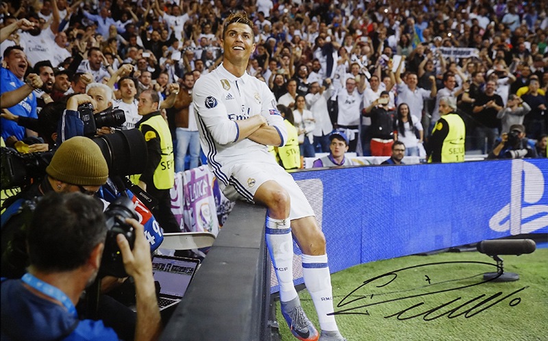 Example of Cristiano Ronaldo autographed Real Madrid memorabilia