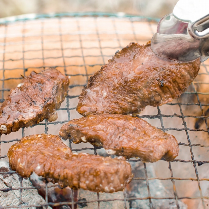 送料無料 牛たん 牛タン 厚切り 1kg 業務用 カット済み 厚切り牛タン たん塩 仙台名物 焼肉 鉄板焼き ステーキ BBQ  ギフトの通販。築地市場のまぐろ問屋｜まぐろなら築地の王様