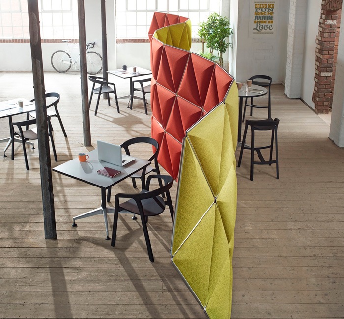 Mattiazzi （マティアッツィ）社の新作「She side chair（シーセッド