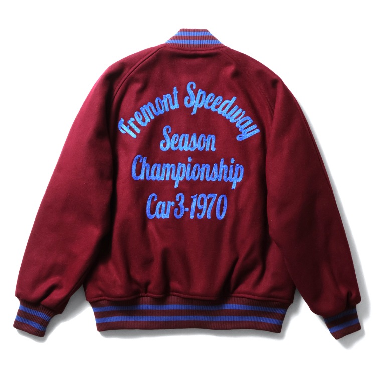 EQUINOX 2022年JRAアワードジャケット EQUINOX 2022年JRAアワードジャケット