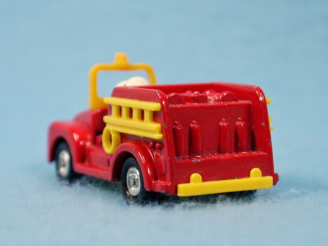 ӥơAviva 197080's ̡ԡ Mini Diecast ߥ˥㥹 Fire Engine