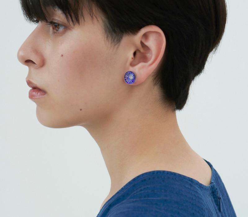 江戸切子ピアス・イヤリング - 菊花文瑠璃 / Edo-Kiriko Earrings Blue