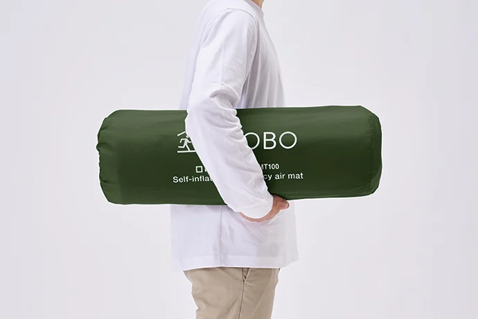 簡単に持ち運びできる収納袋付き