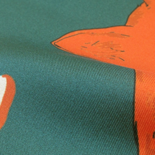 No.1339 イタリア製　シルク100% 赤　マットな質感　凹凸　ワインレッド No.1339 イタリア製シルク100% 赤マットな質感凹凸ワインレッド