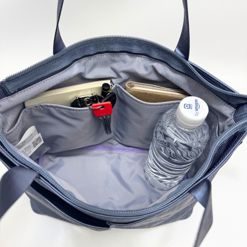 500ml�Υڥåȥܥȥ뤬Ω�ƤƤϤ��롣�����ץ�ݥ��åȣ��Ĥ������ܤ�Ǥ���