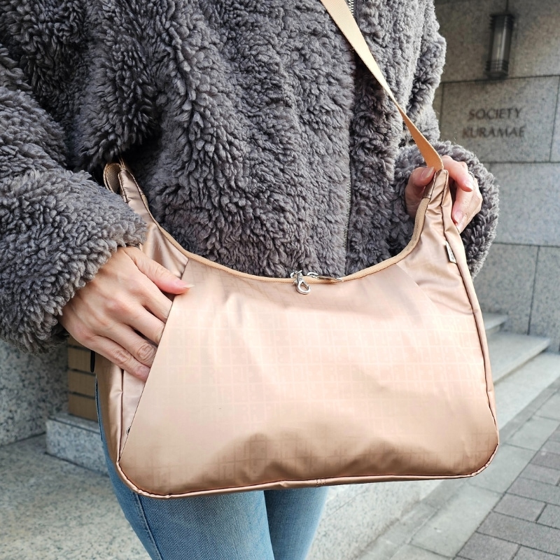 ���ˤ����ʤ��餵�äȼ��Ф���