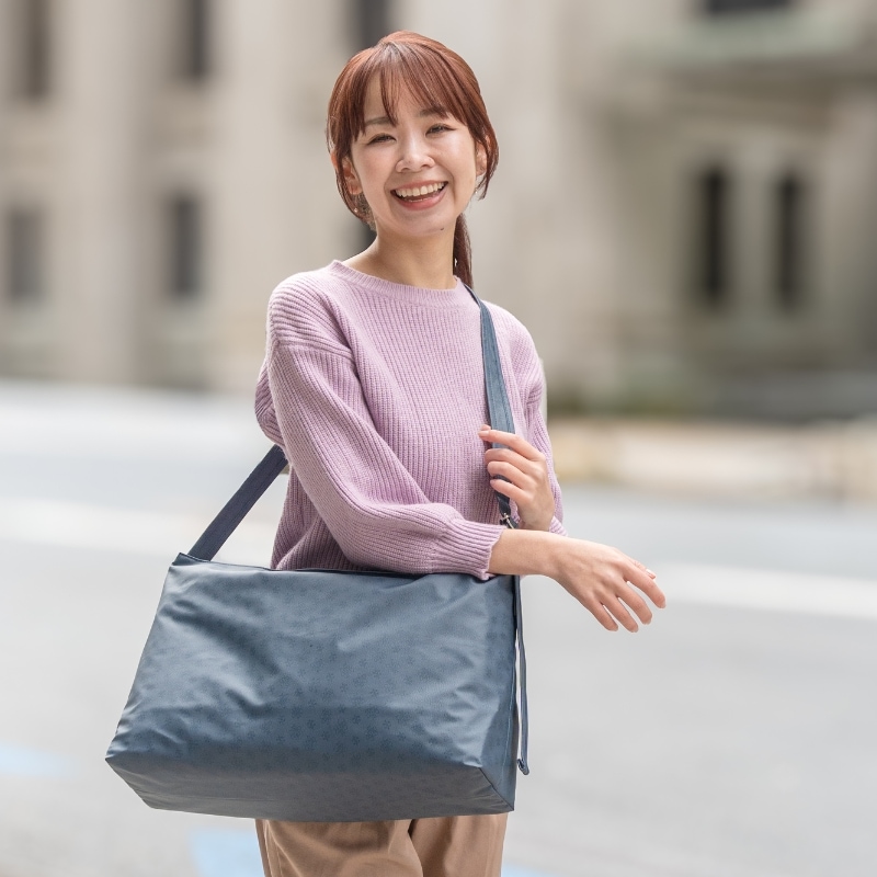 NV151YAM-オープンショルダーＬのインスタグラム画像