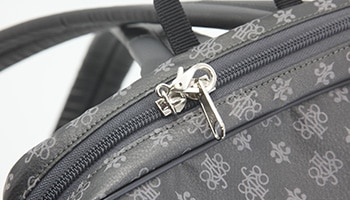 NV151 コミューターリュック（容量14リットル）軽量リュックサック