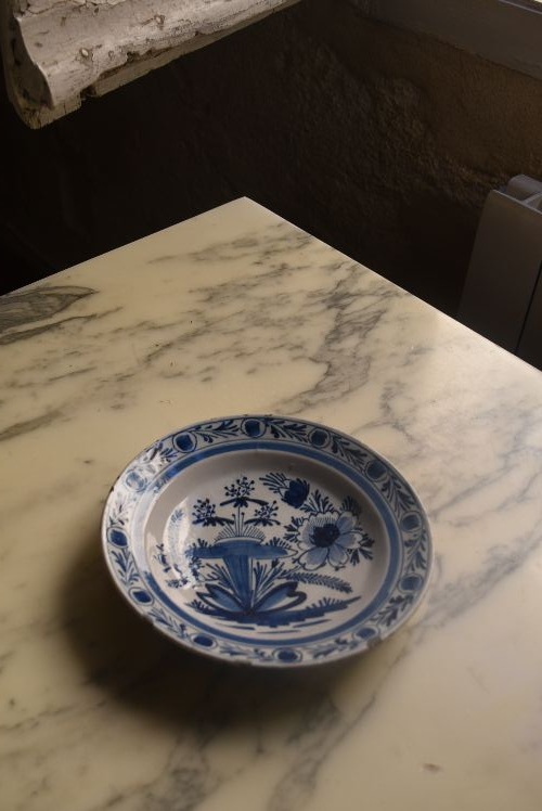 逸品18世紀 デルフト窯 皿 19㎝ | 陶磁器（18・19世紀） | | Trio et