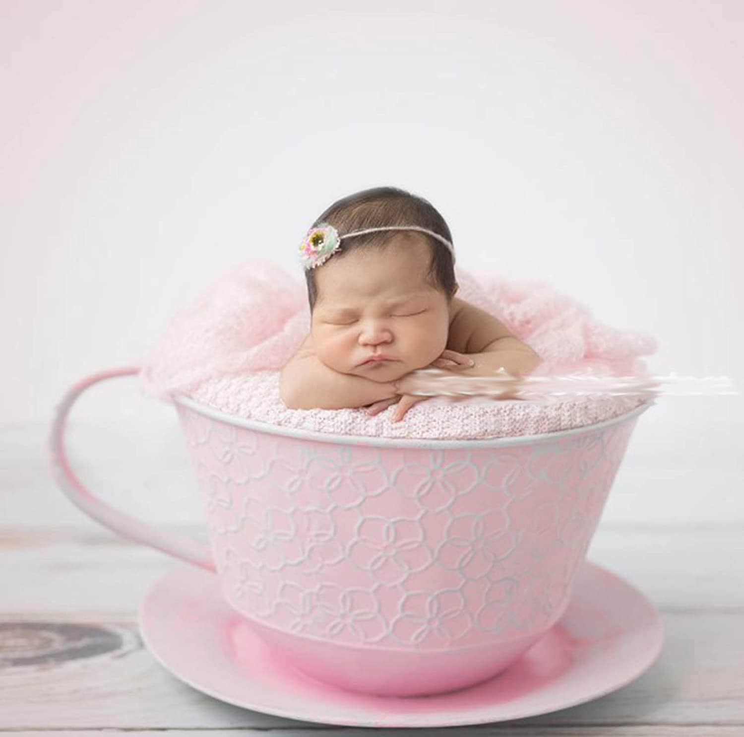 ブリキ製　ビッグカップ　ピンク　赤ちゃん撮影