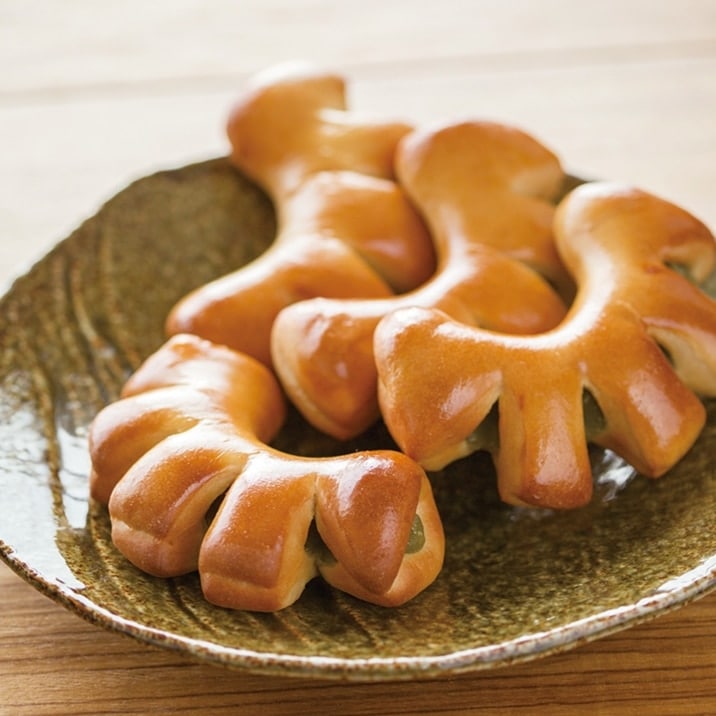 抹茶あん黒糖ブレッド