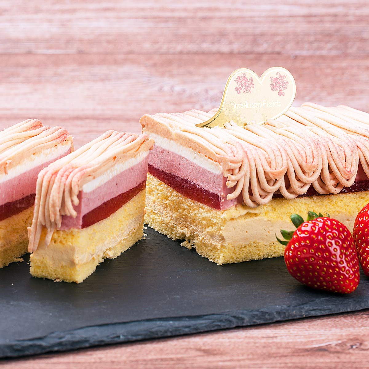 StrawberryFields あまおう苺モンブランケーキ