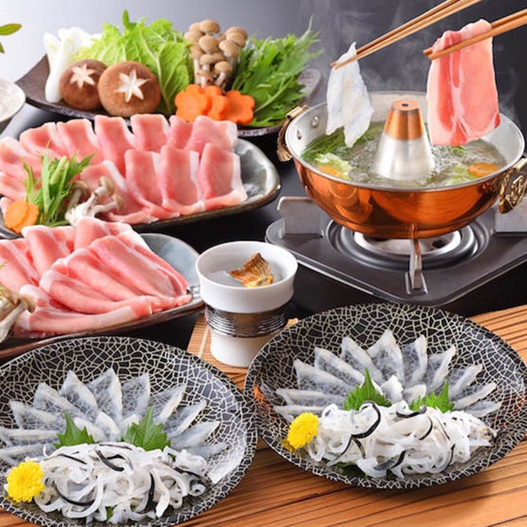 藤フーズ 関とら本店 海と丘の豚しゃぶ食べくらべ