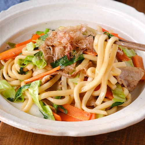 こいくちしょうゆ『福』を使ったお野菜たっぷり焼うどん