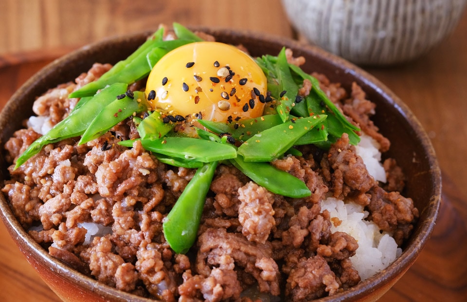 にじデパート 焼肉のたれで！牛そぼろ丼