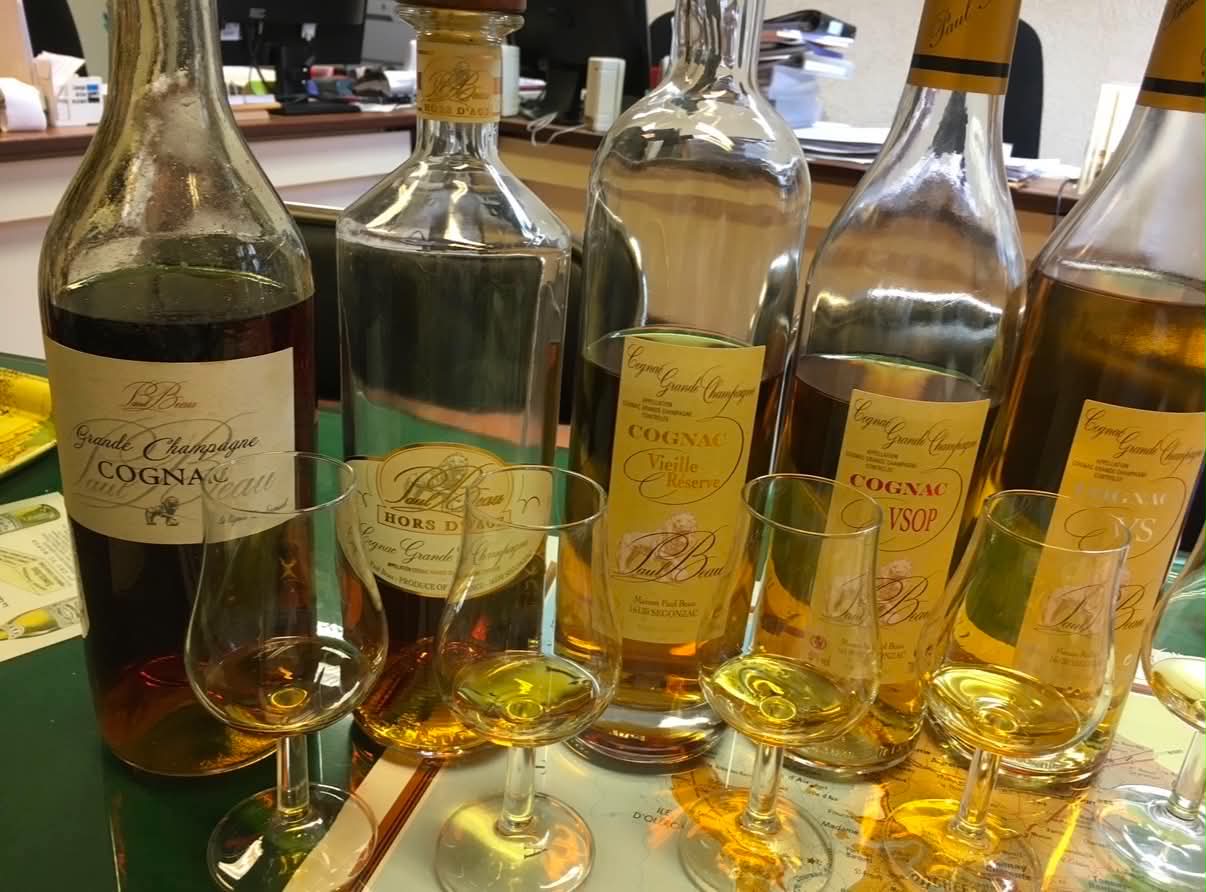 ポールボー Lot.85 pour BAR DORAS
