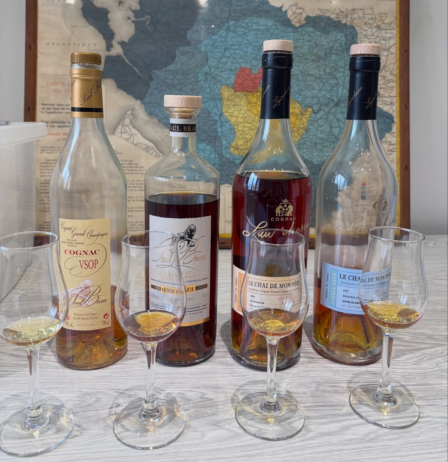 ポールボー Lot.85 pour BAR DORAS