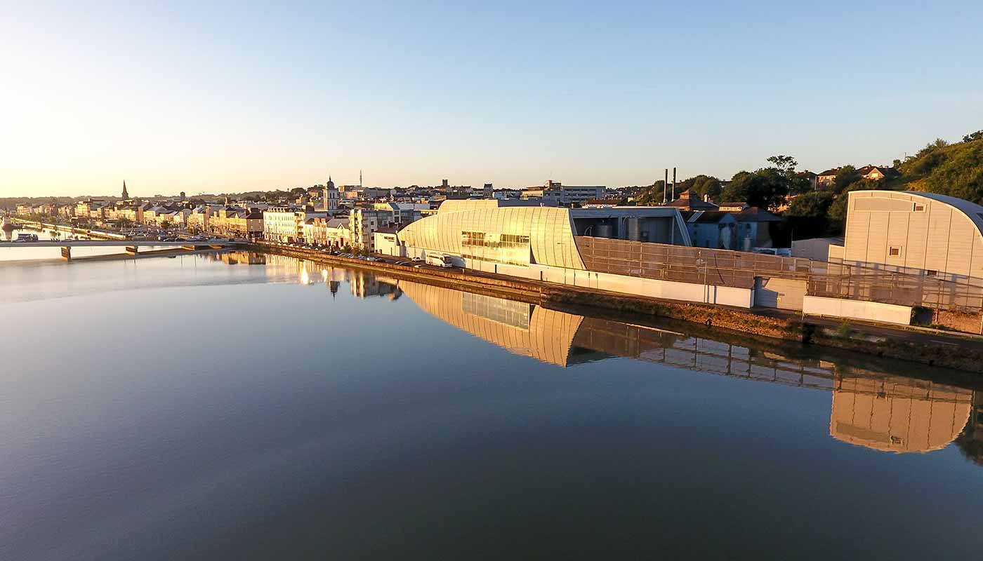 希少　ヴィンテージ　ウォーターフォード　アイリッシュ　クリスタル　灯台 希少 ヴィンテージ ウォーターフォード アイリッシュ クリスタル 灯台