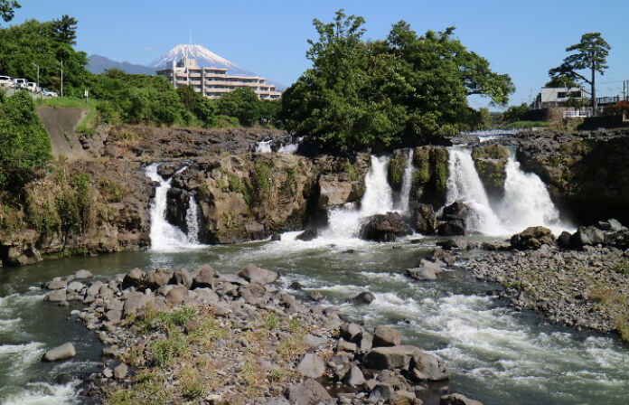 鮎壺の滝風景写真