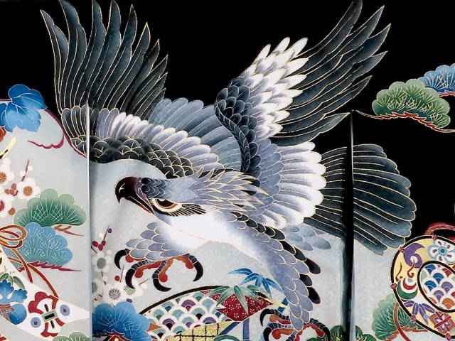 お宮参り着物正絹（初着・産着）男児G2-6鷹に兜・松の柄 黒地