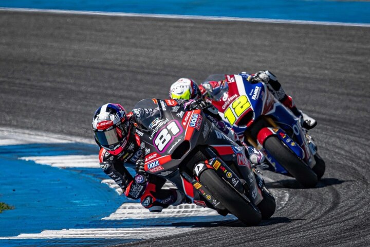 Moto2 #81 セナ・アジアス選手のバトル走行