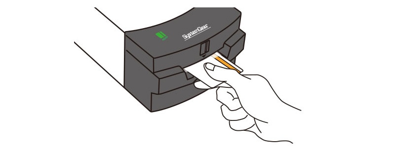 磁気カードライターPDC-230はモーター式で磁気カードが簡単スムーズな挿入