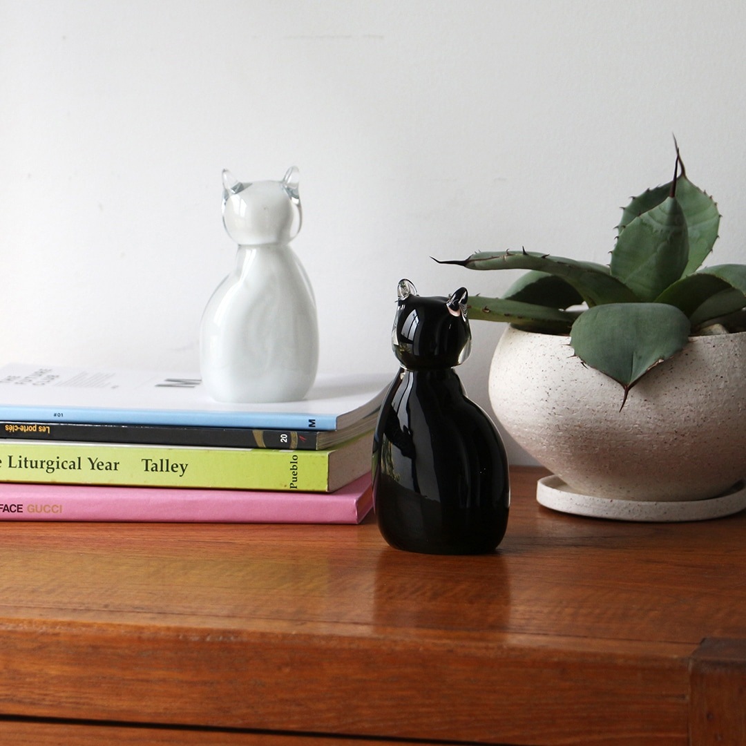  穏やかな時間を与えてくれる、有機的なデザインのEkko Workshopの置き型モビール