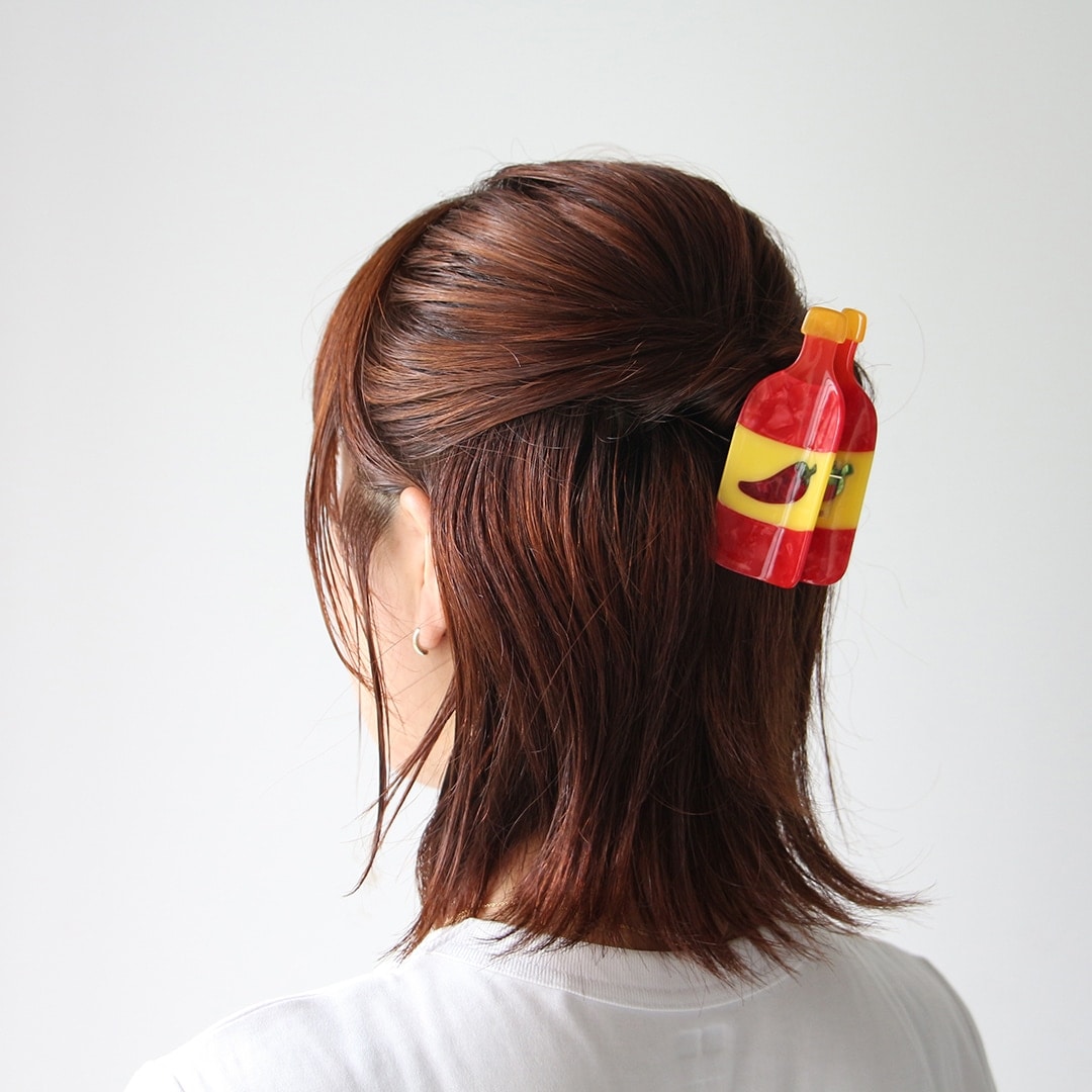 ホットにポップに、髪をまとめるヘアクリップ jennylemons