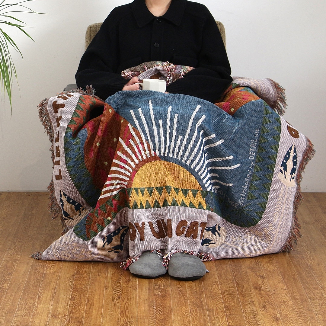 膝掛けでも羽織ってもいい通年使えるスローケット