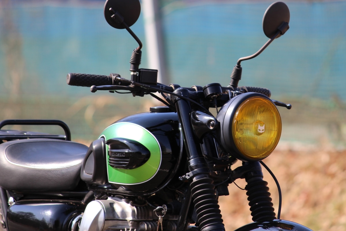 早い者勝ち！最終値下！W650 ツインサスペンション265mm  ガレージT＆F 早い者勝ち！最終値下！W650 ツインサスペンション265mm ガレージT＆F