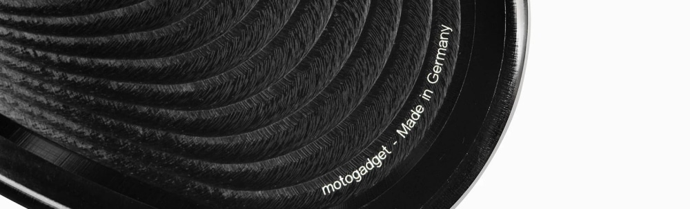 mo.view club60のミニマルデザインとアルミ削り出し