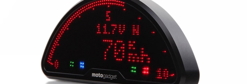 motoscope pro ディスプレイ正面斜め