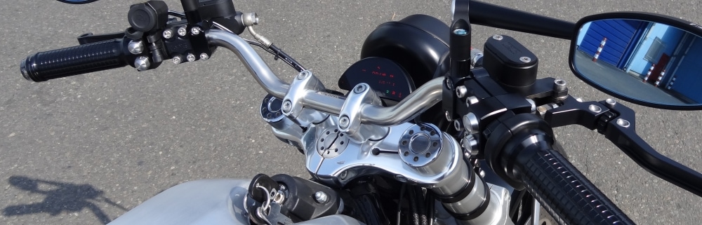 GT1000に付けたmotoscope pro