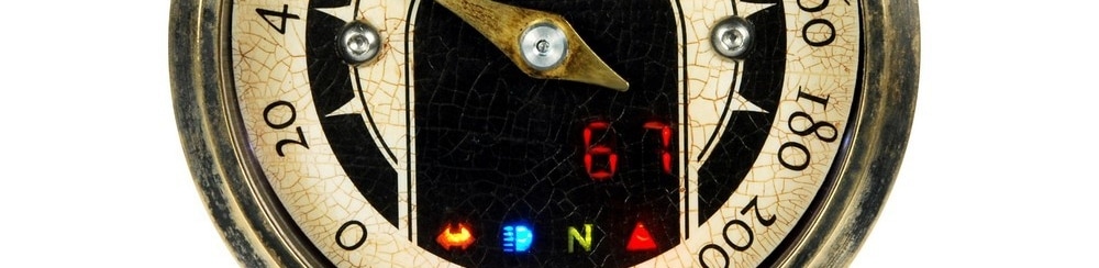 motoscope tiny vintage 点灯時・針とLED表示