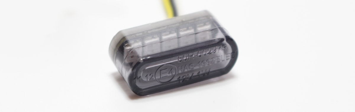 マイクロライン 3in1 LEDテールライト スモークレンズ 外観