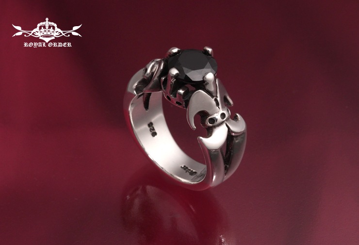 ロイヤルオーダー 【本国オーダー・受注生産】VAMP w/ CZ 詳細ページ