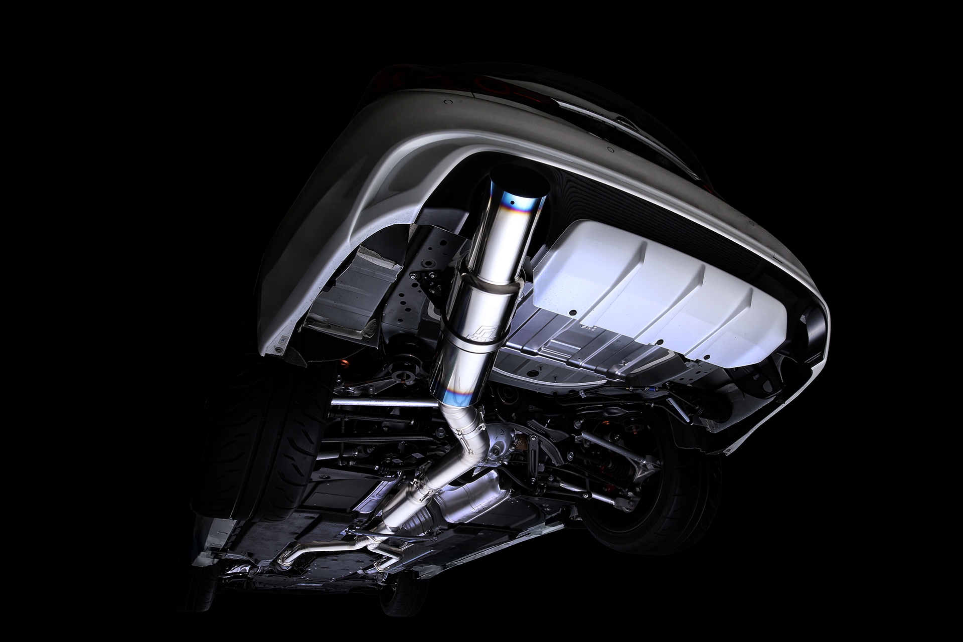 3_400R_LIFT-migiatama+.jpg