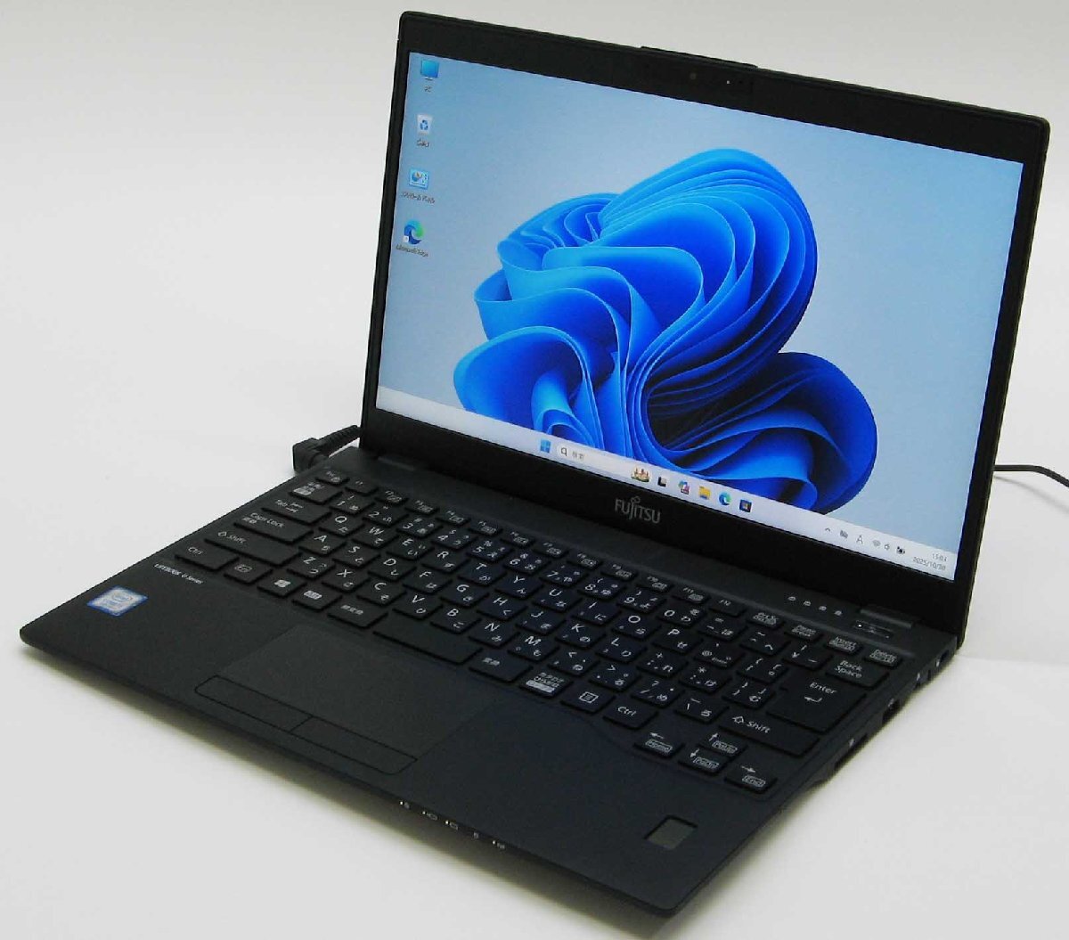 富士通　LIFEBOOK　AH56/C　Core i5　Officeあり Amazon.co.jp: 富士通 LIFEBOOK AH56/M [Office付き] FMVA56MW