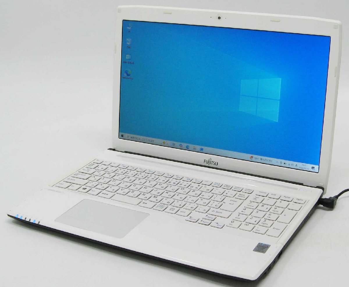 Lifebook AH45/R FMVA45RWP Web�J���� Corei3 SSD Windows 10 ���� �m�[�g �p�\�R��