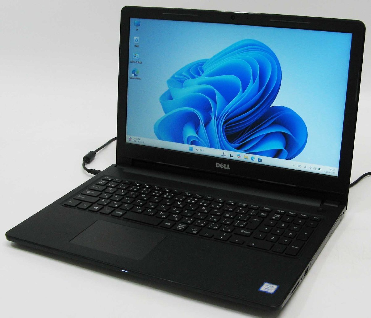 Inspiron 15 3567-2300HD Web�J���� Core i3 ��7���� SSD Windows 11 ���� �m�[�g �p�\�R��