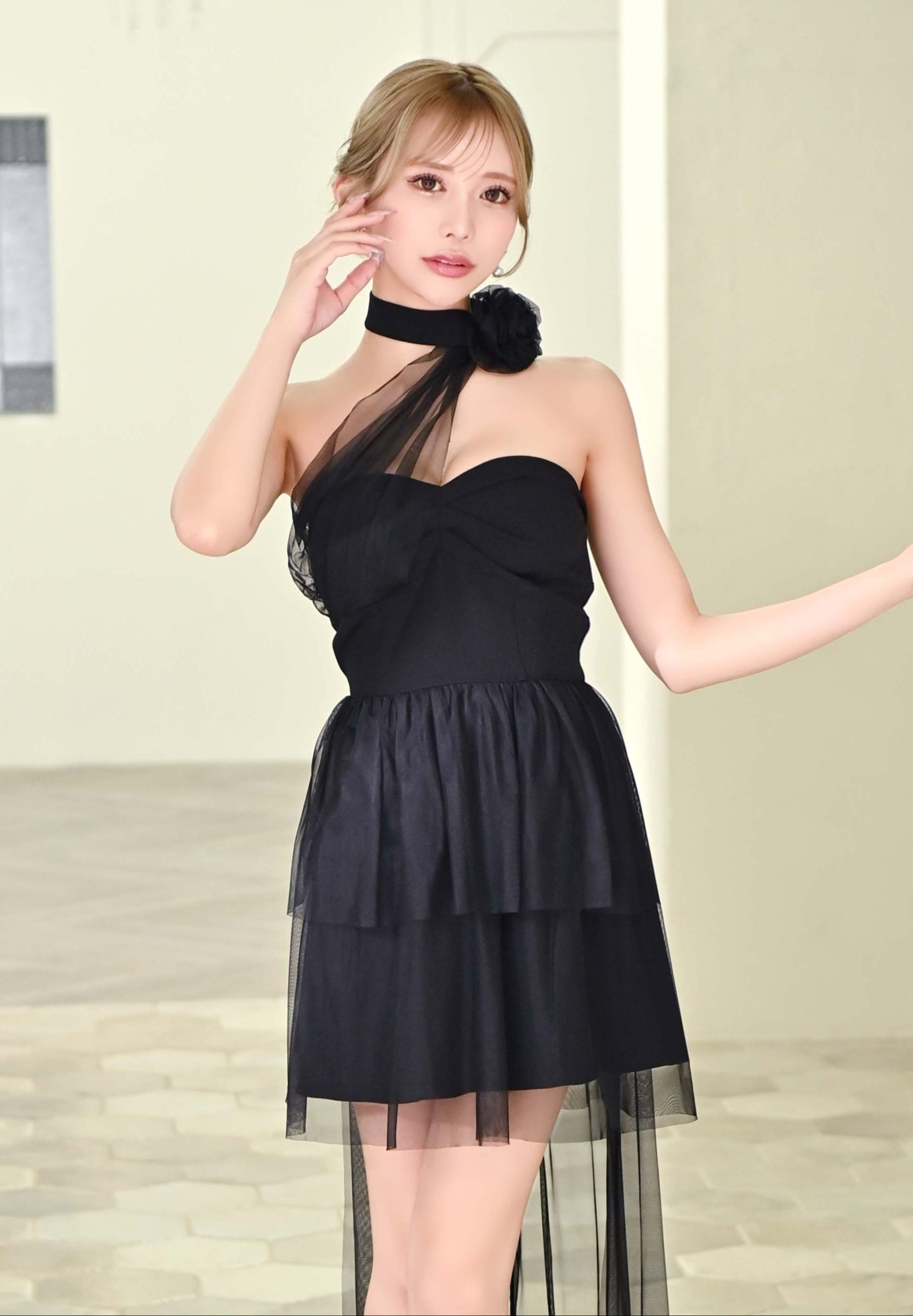 rose halter dress レッド