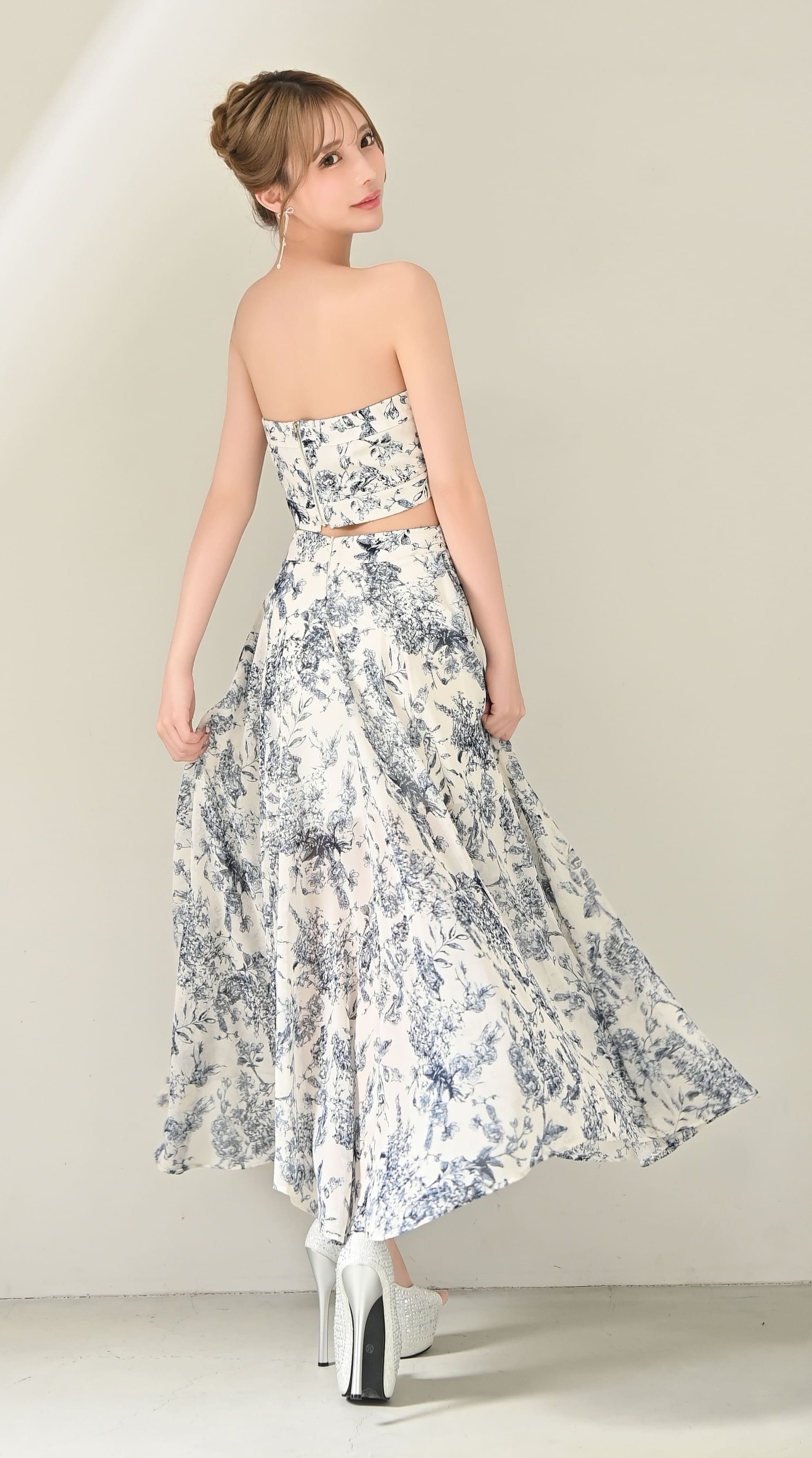 ボタニカル柄ロングドレス