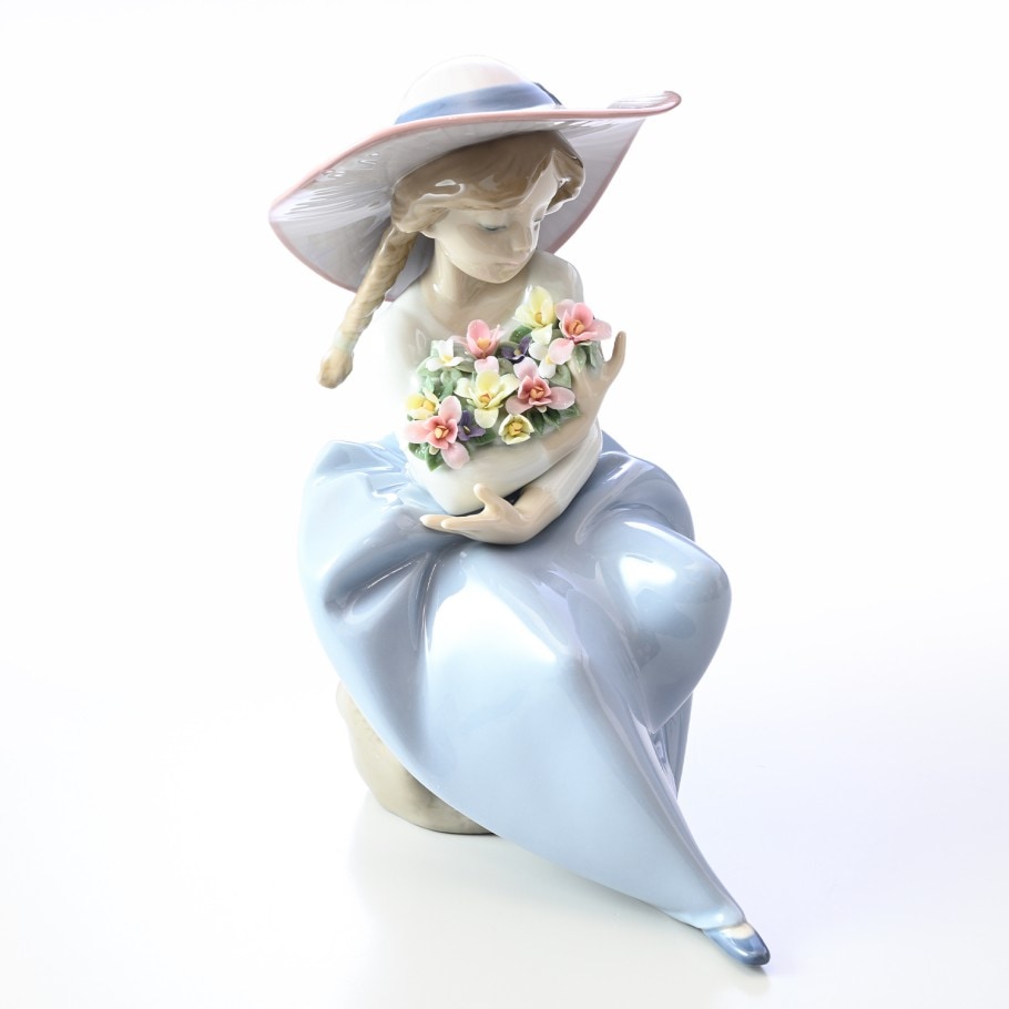 リヤドロ 花の香りにつつまれて フィギュア 人形 女性 LLADRO リアドロ