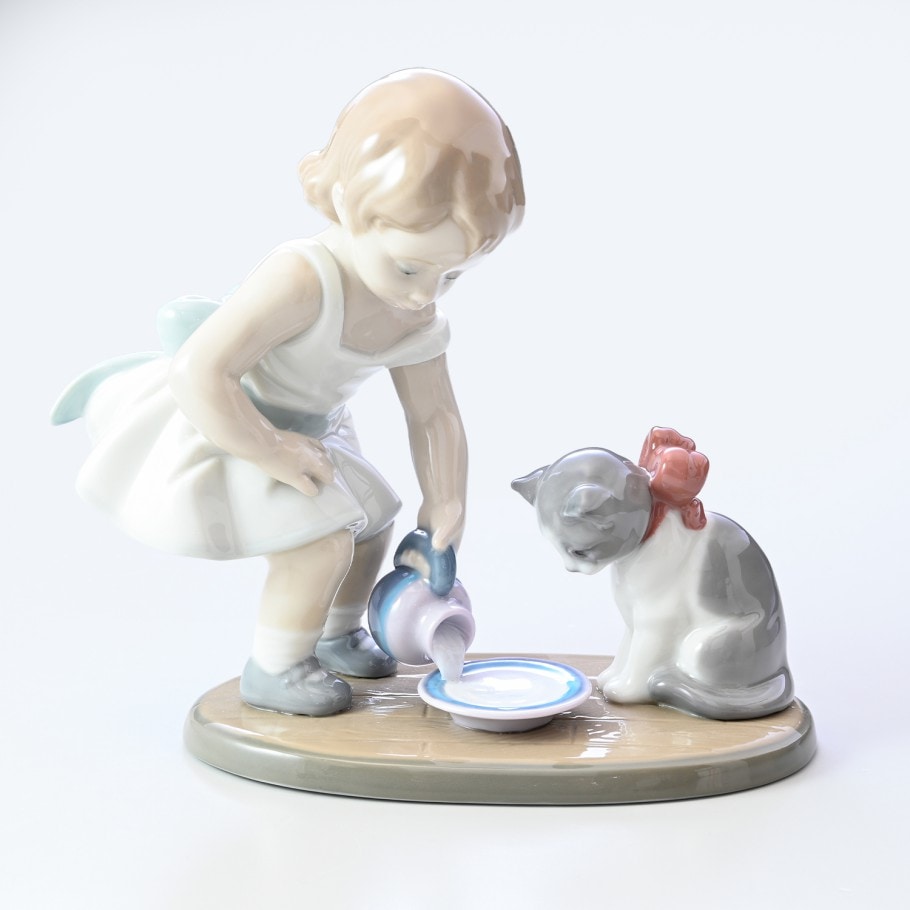 お手頃リヤドロ 磁器 01008416 夏 ラブ 新品 箱入り 8416- LLADRO リヤドロ